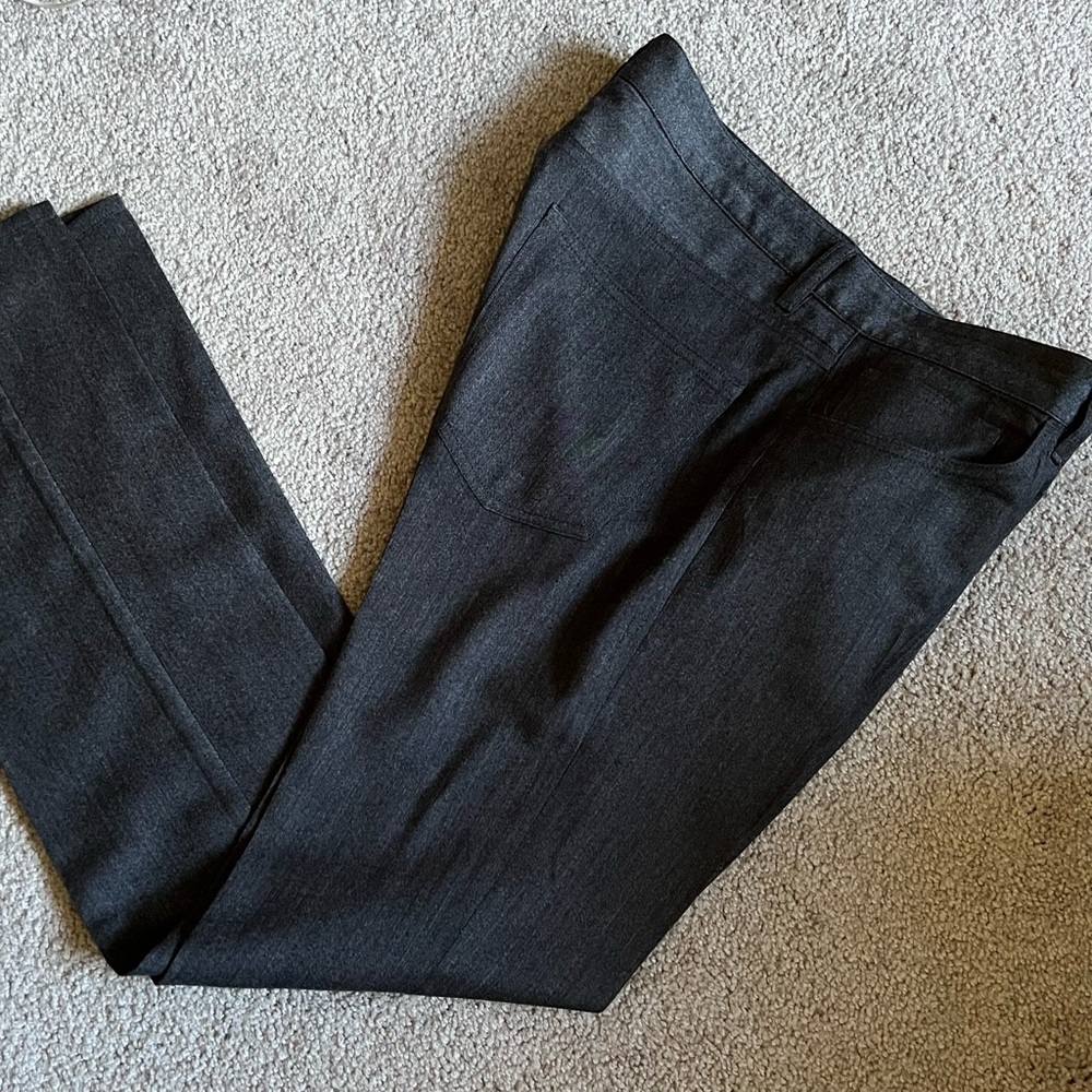 Men’s grey pants